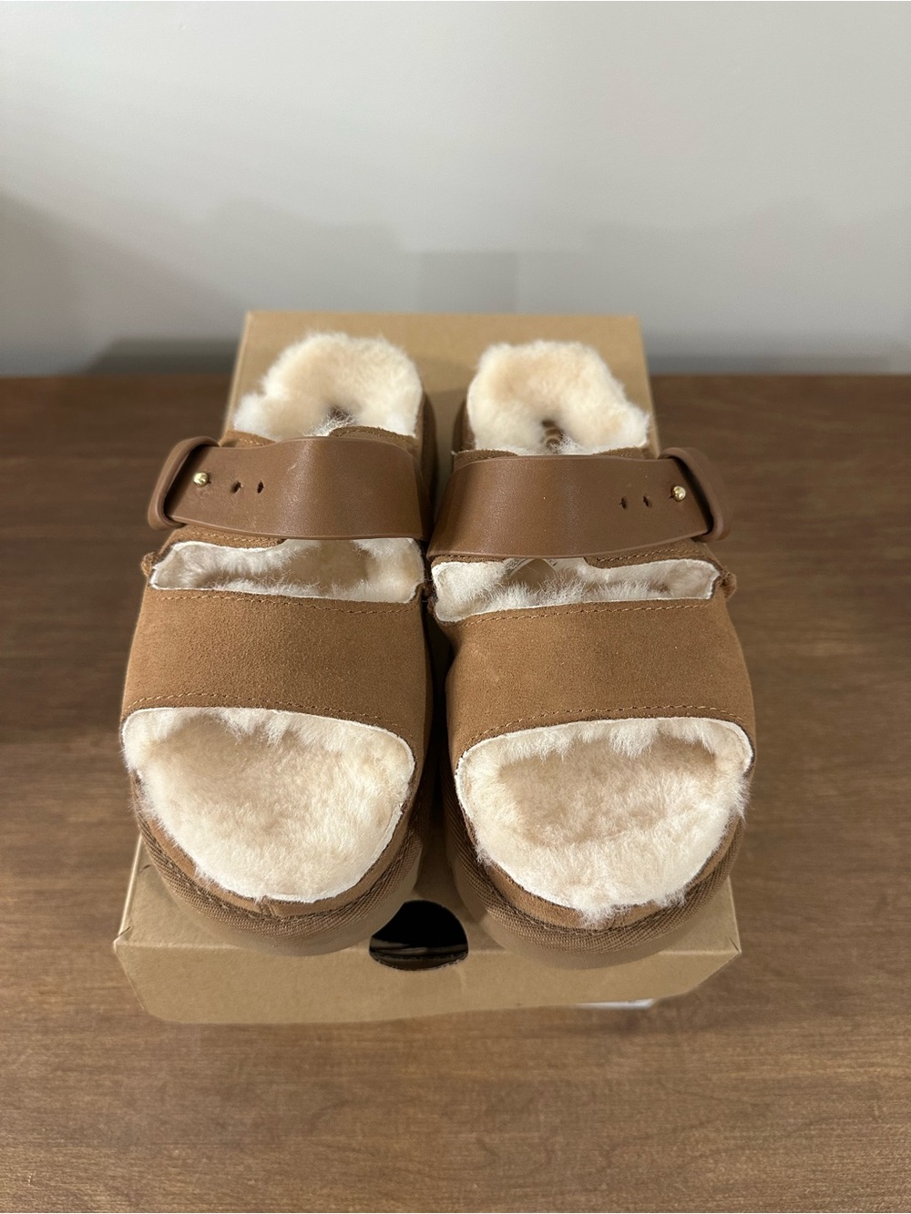 UGG Greenport Strap Slide in Chestnut - women's size 5